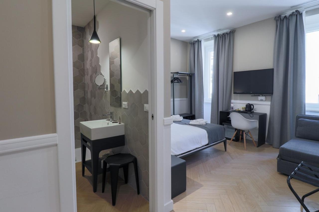 Elisabeth Boutique Rooms Триест Стая снимка