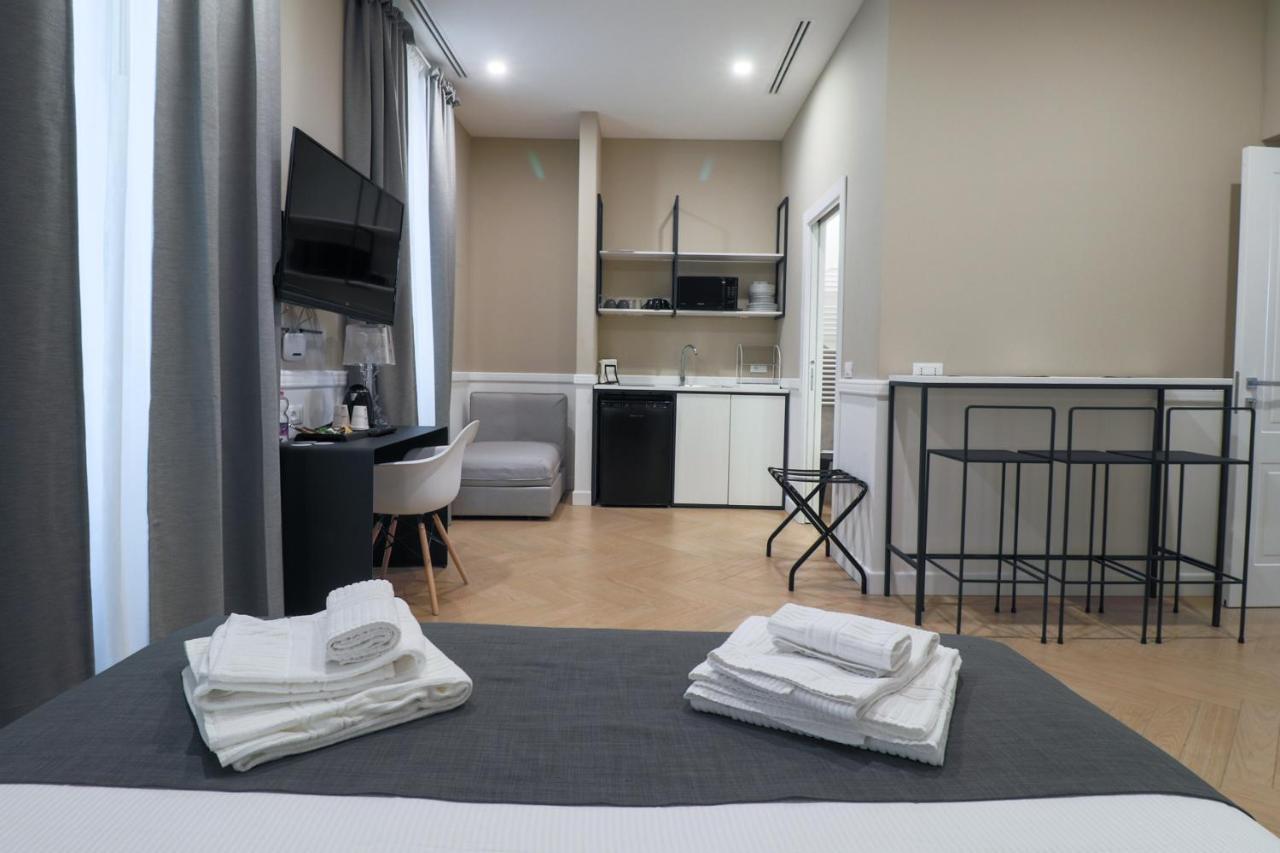Elisabeth Boutique Rooms Триест Стая снимка