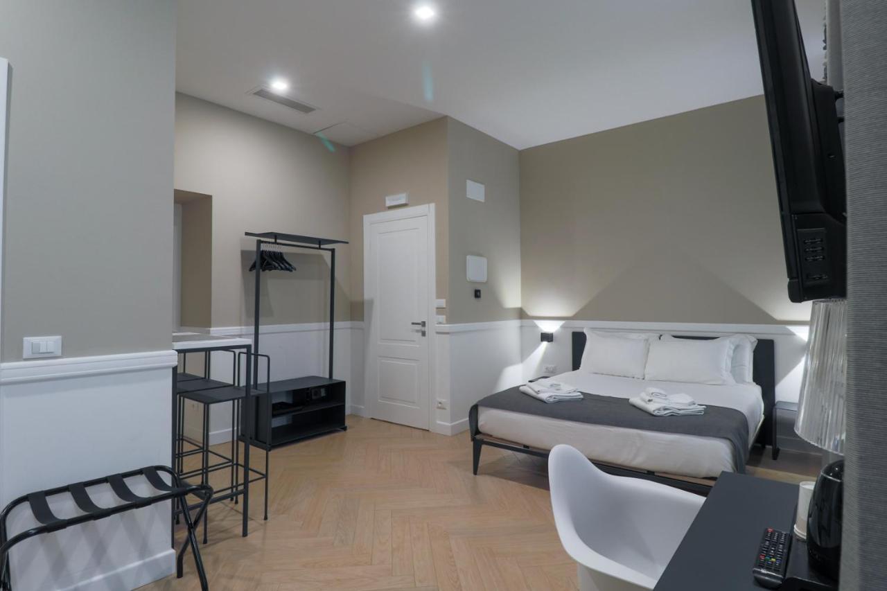 Elisabeth Boutique Rooms Триест Стая снимка