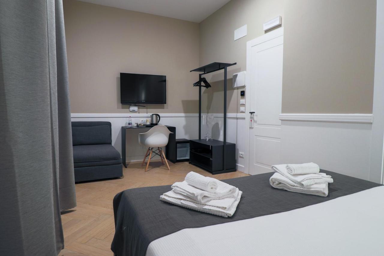 Elisabeth Boutique Rooms Триест Екстериор снимка