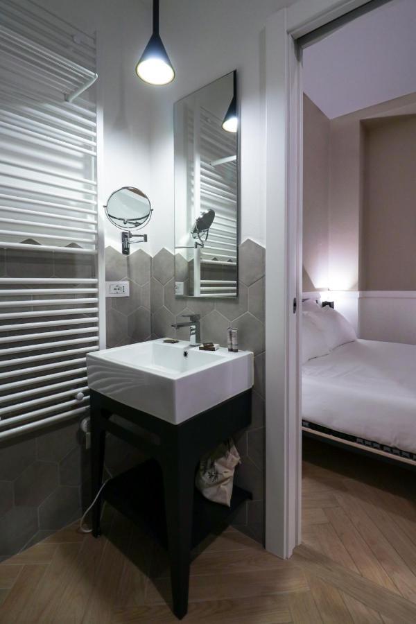 Elisabeth Boutique Rooms Триест Екстериор снимка